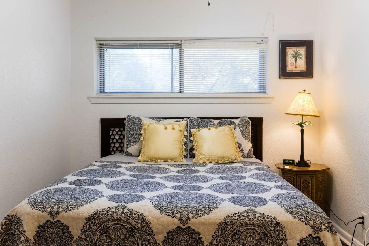 Oasis Near Dfw Airport With Mediterranean Setting Irving Exterior foto